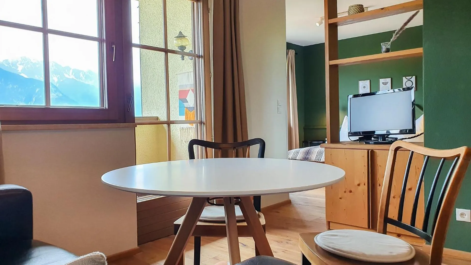 Alpenflair Apartment Mit Balkon - Inkl Parkplatz #6 Innsbruck