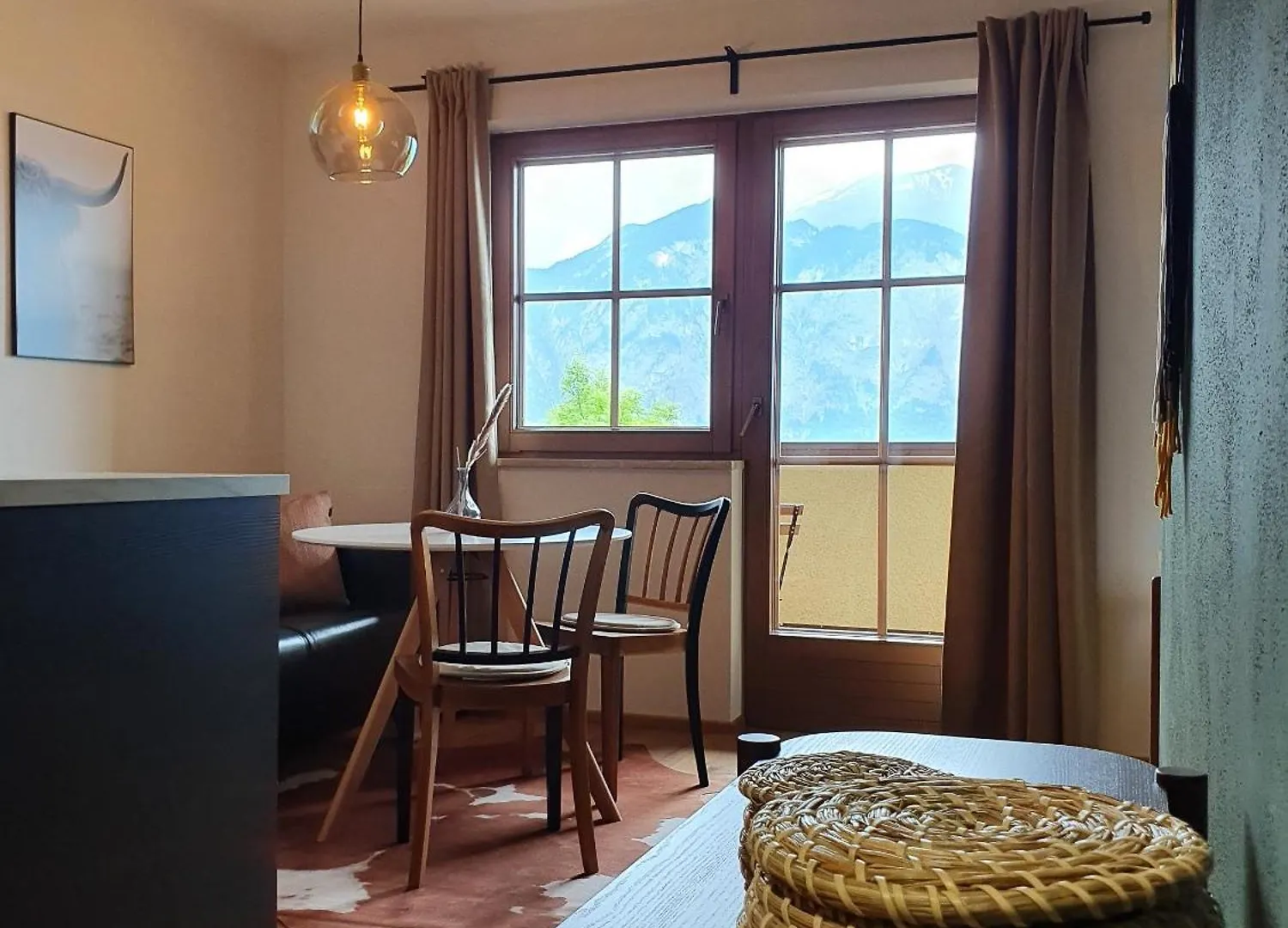 Alpenflair Apartment Mit Balkon - Inkl Parkplatz #6 Innsbruck